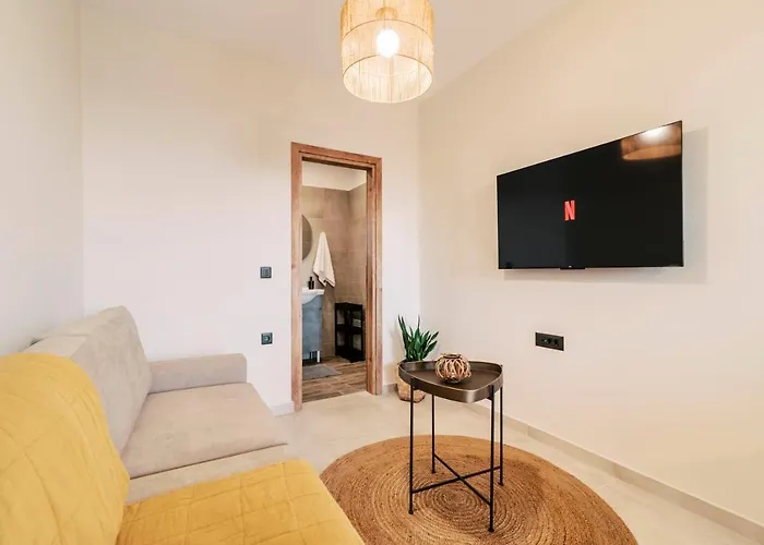 Seascape House クレマスティ